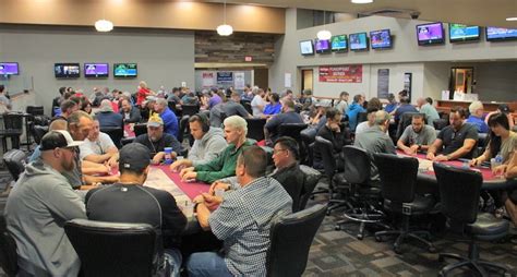 derby lane sportsbook|Derby Lane in St Petersburg back for live poker .